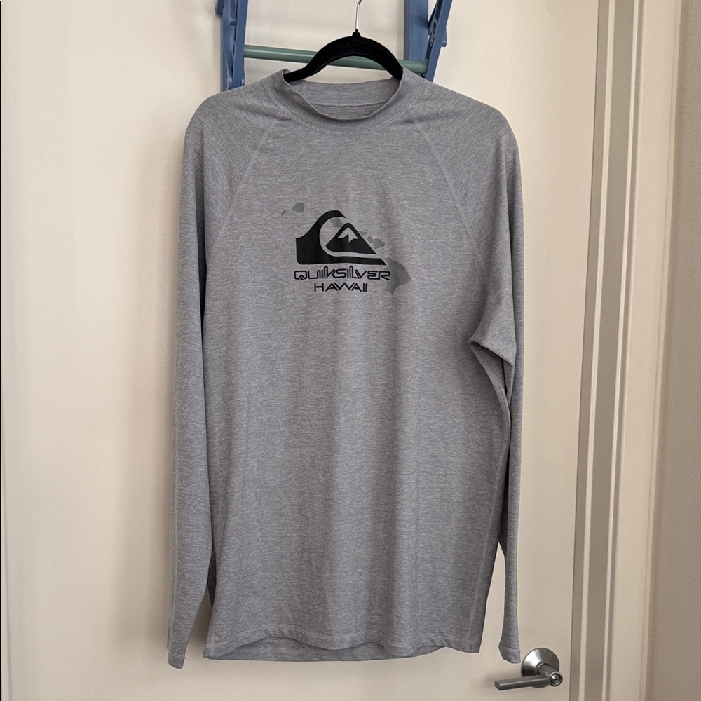 Quiksilver Gray Men's Swim Rash Guard